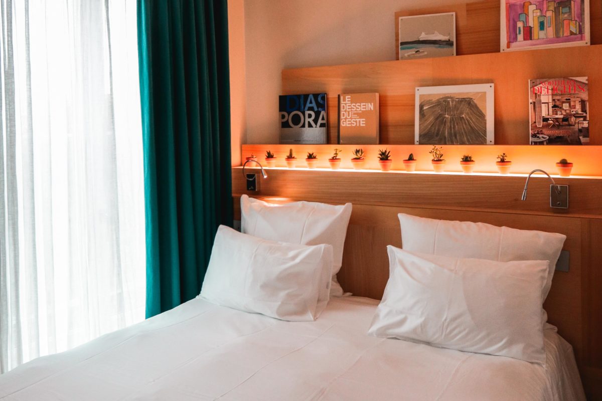 Modern eco-hotel room - La Grande at Le Citizen. Boutique hotel in Paris.